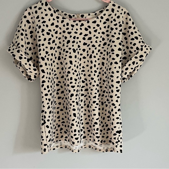 MELLODAY Tops - Melloday Cream and Black Minimalist Leopard Print Blouse